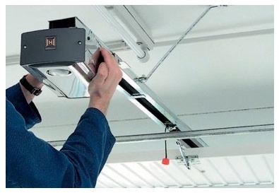 Servicing-1-garage_door_repair_page