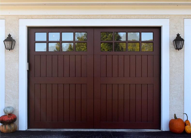 Vinyl & Polyurethane Composite Garage Doors: Alternatives to Wood