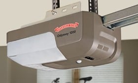 Advantages of Screw, Chain and Belt Drive Garage Openers